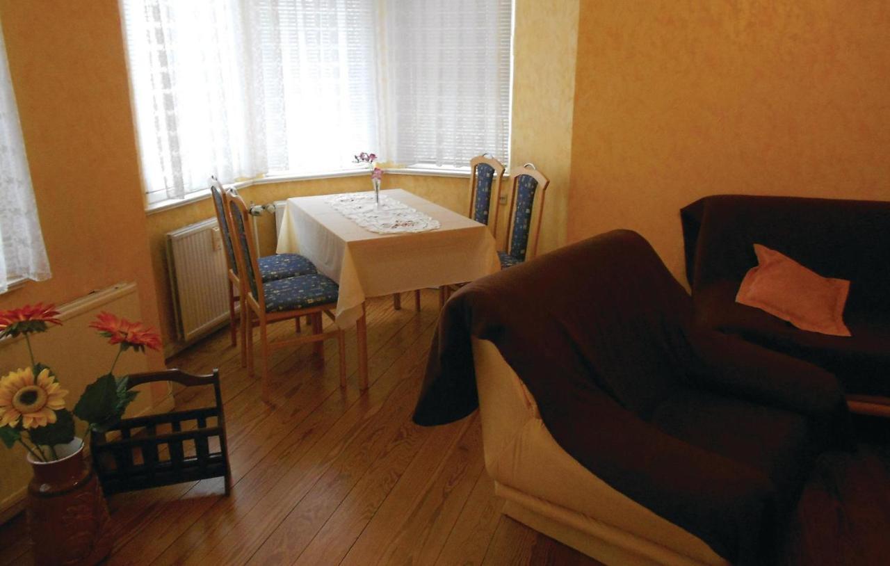Lovely Apartment In Waren-Mueritz With Kitchen Zewnętrze zdjęcie